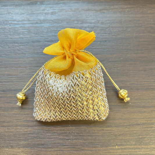 Lace Border Coin Bag