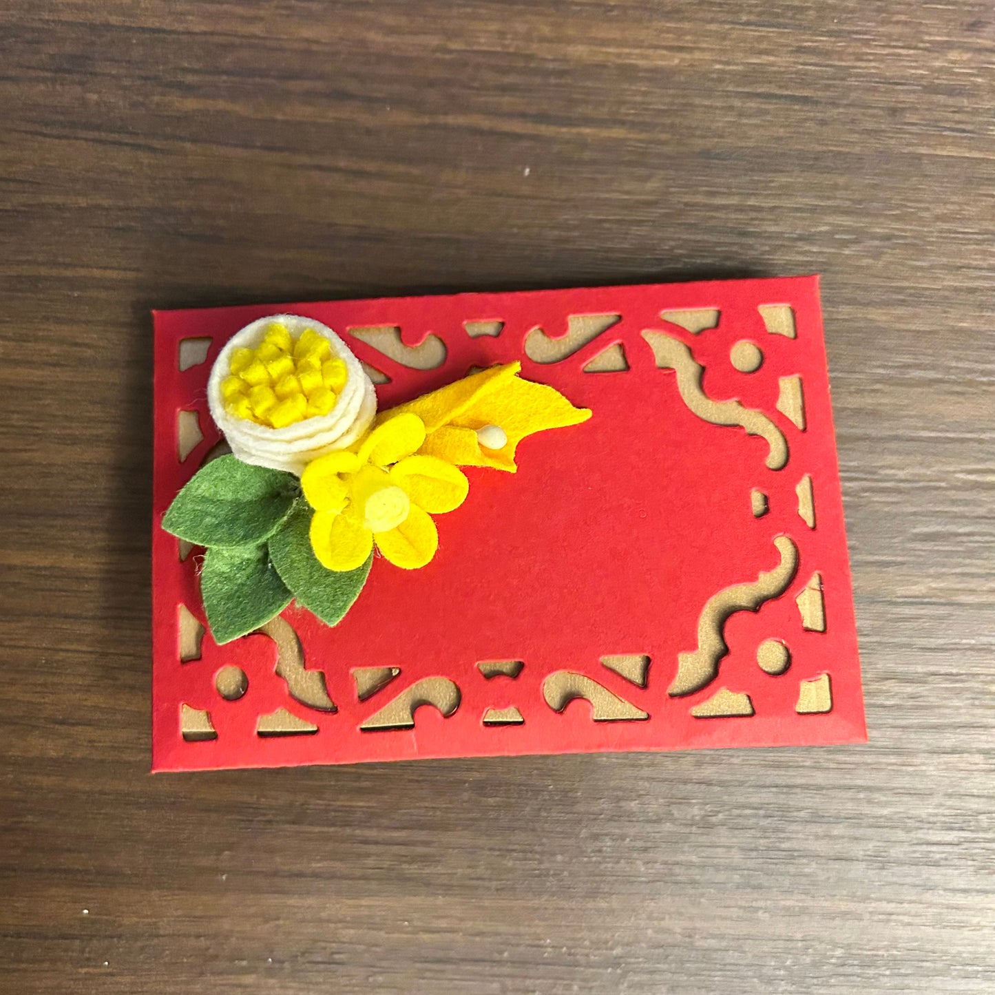 Floral Die Cut Pasa Envelope