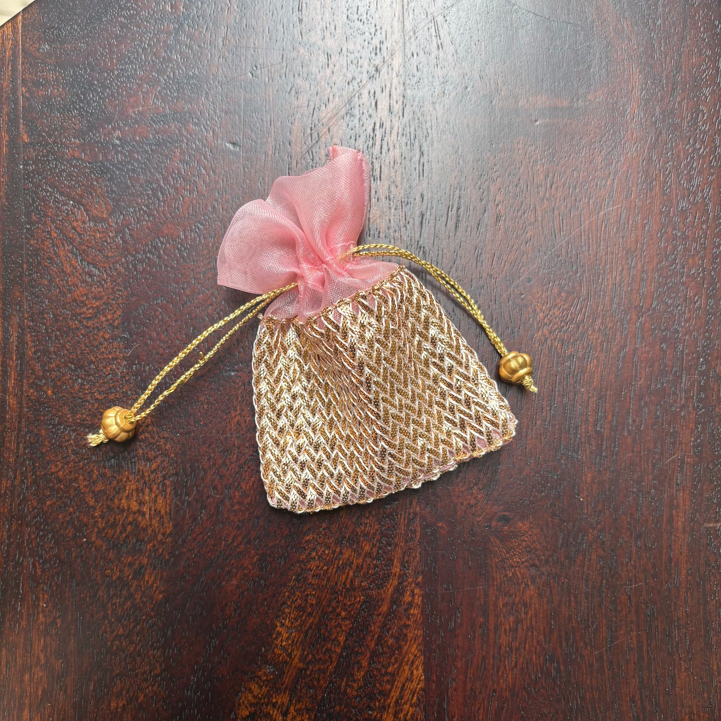 Lace Border Coin Bag