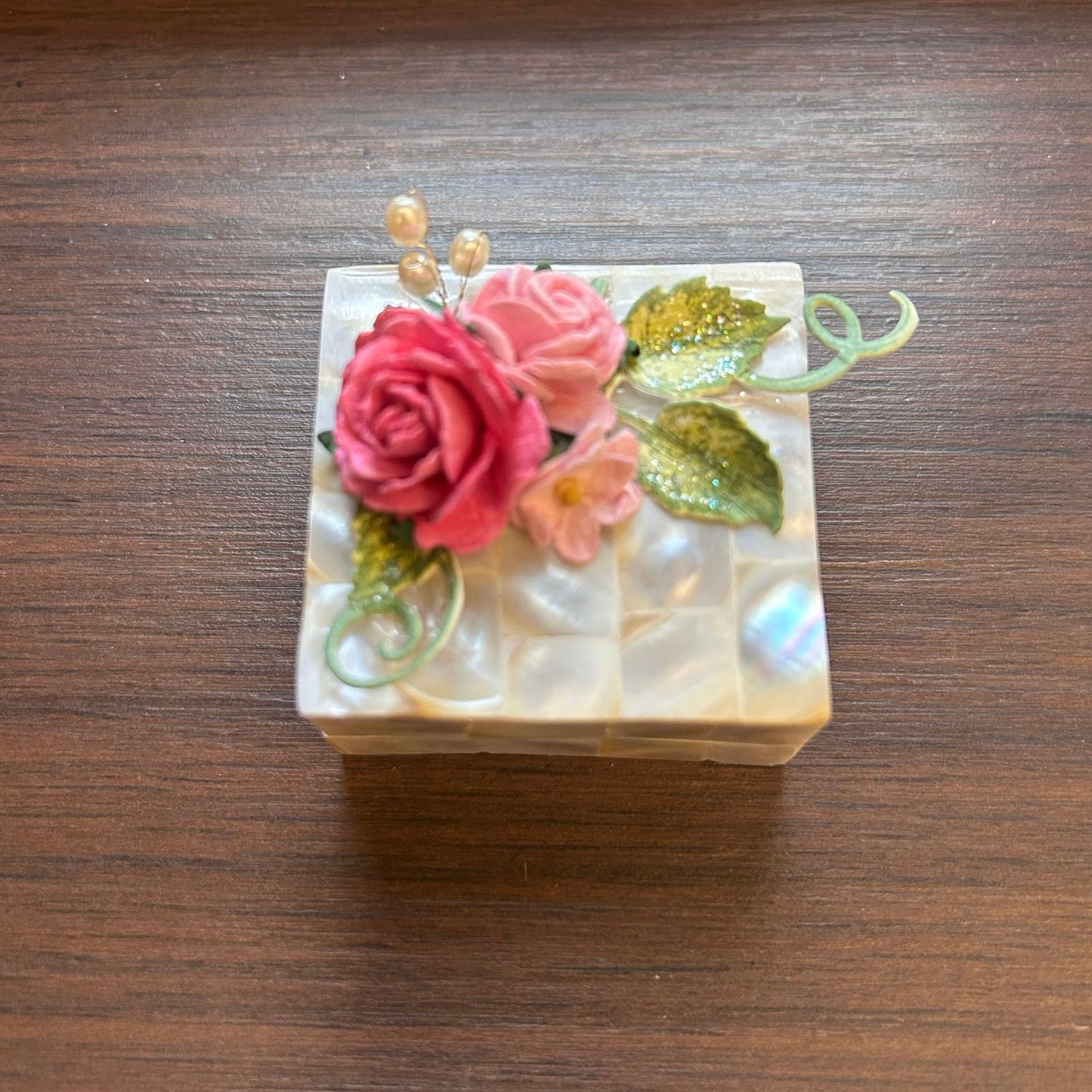 MOP Coin Box - Paper Flowers