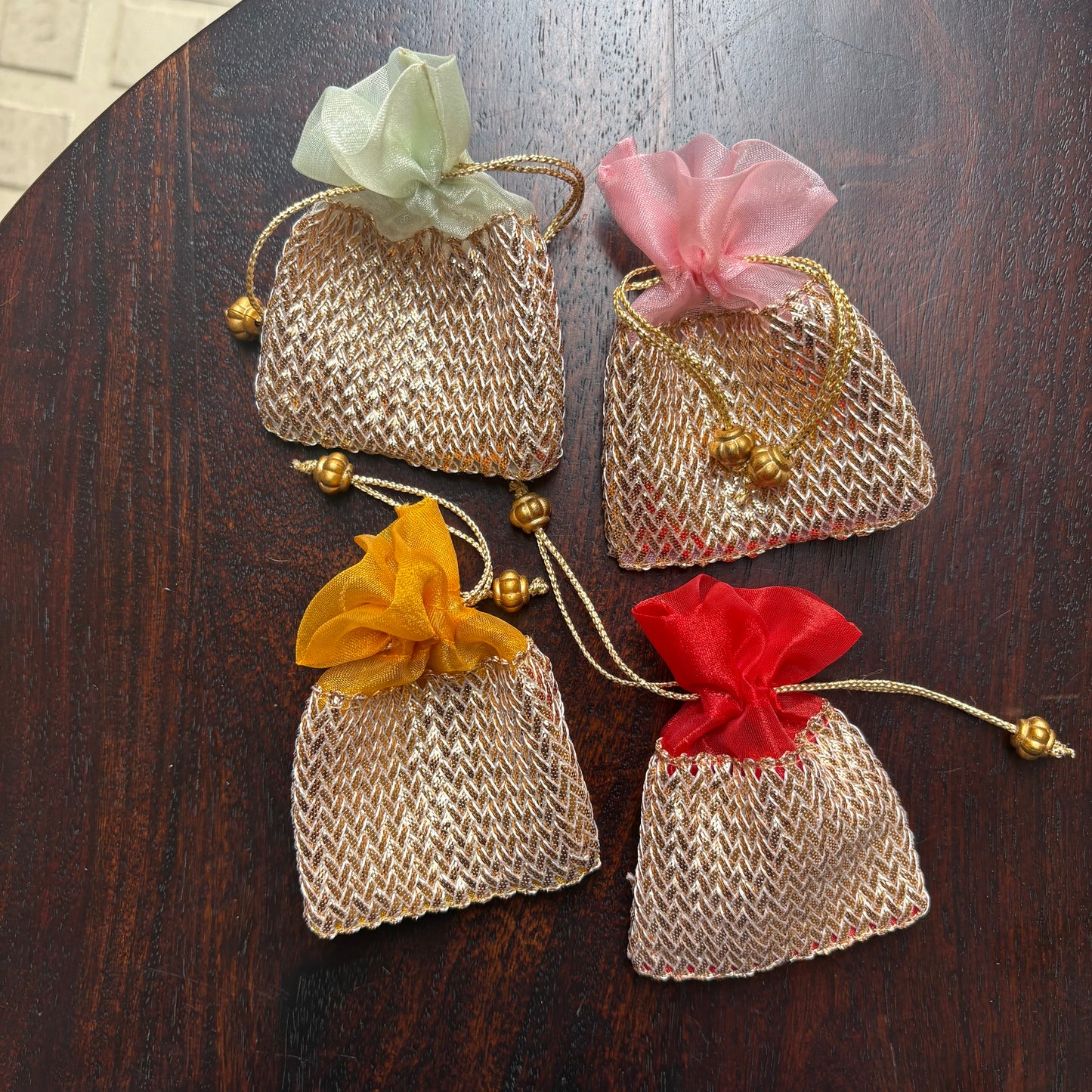 Lace Border Coin Bag