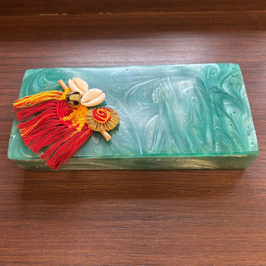 Resin Gaddi Box - Single
