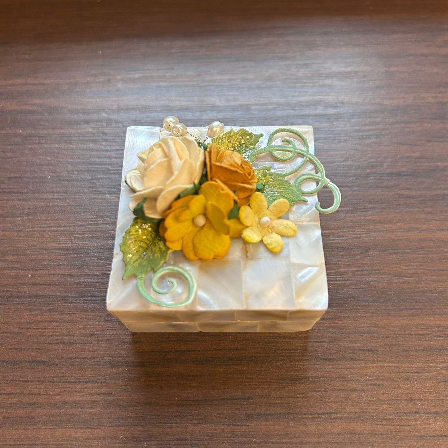 MOP Coin Box - Paper Flowers