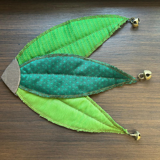 3 leaves