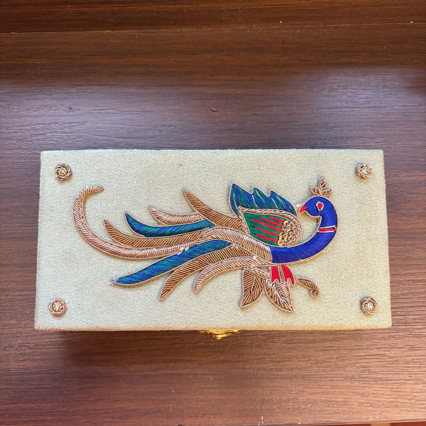 Big Peacock Single Gaddi Box