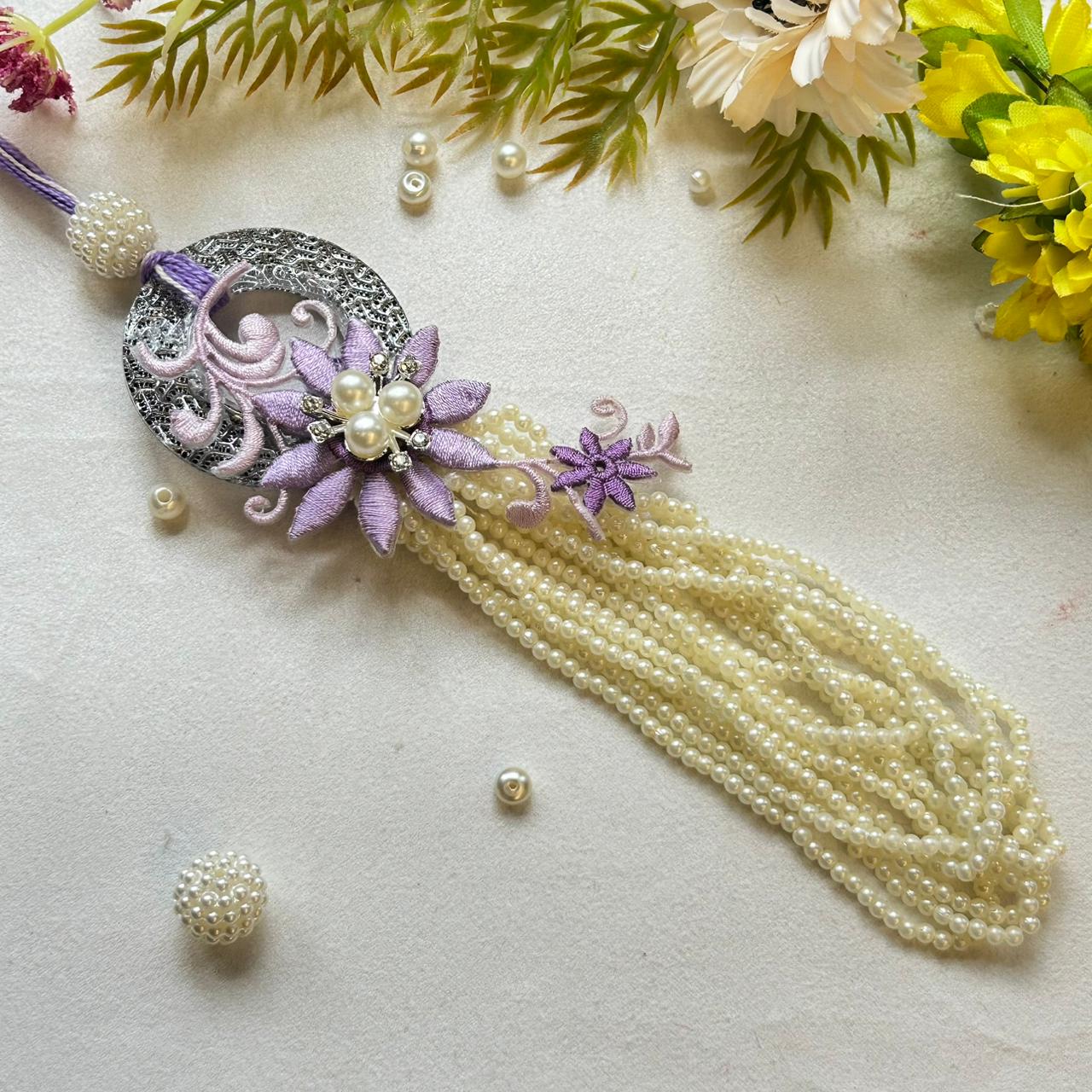 Applique Flower & Pearl Bunch