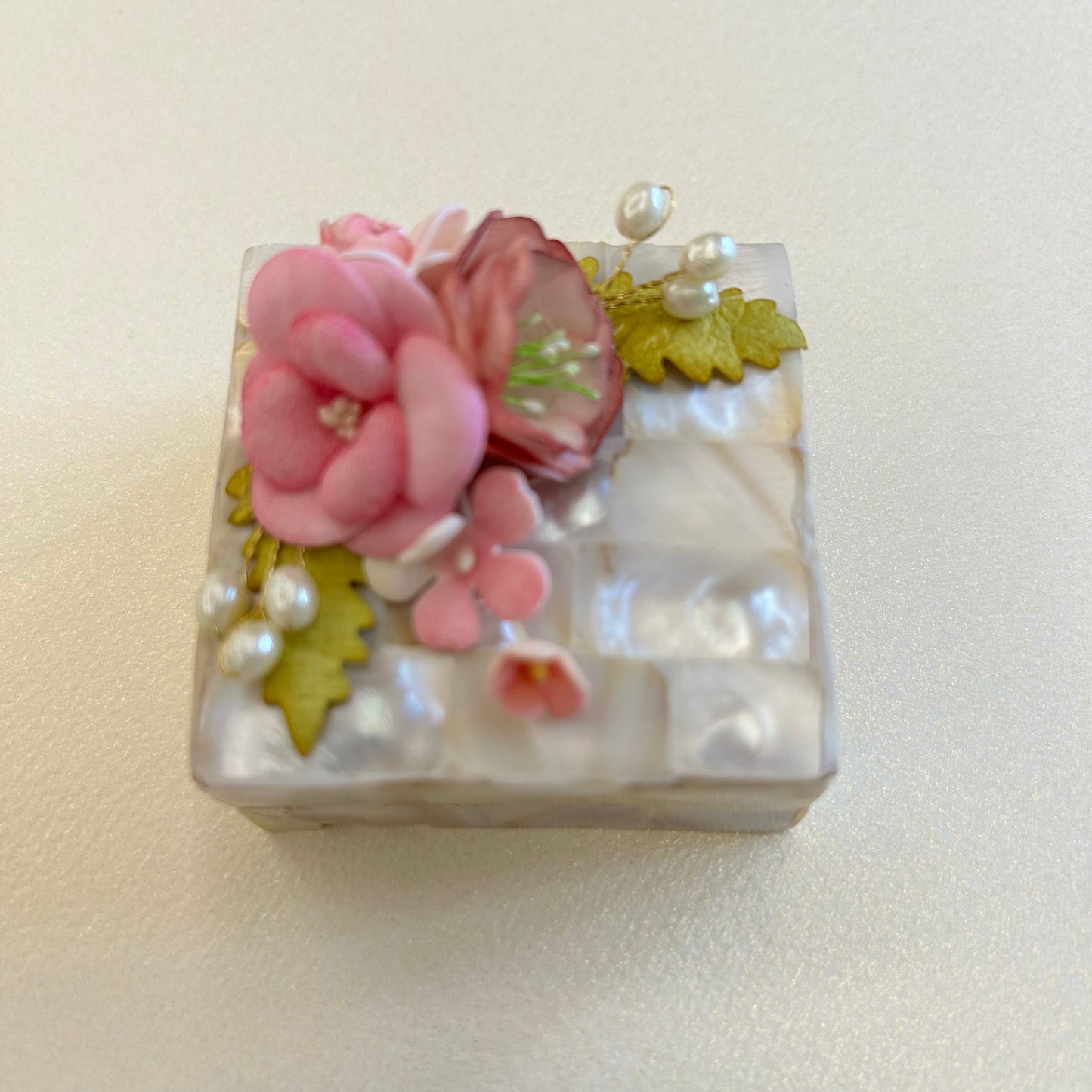 MOP Guinea Box - Floral