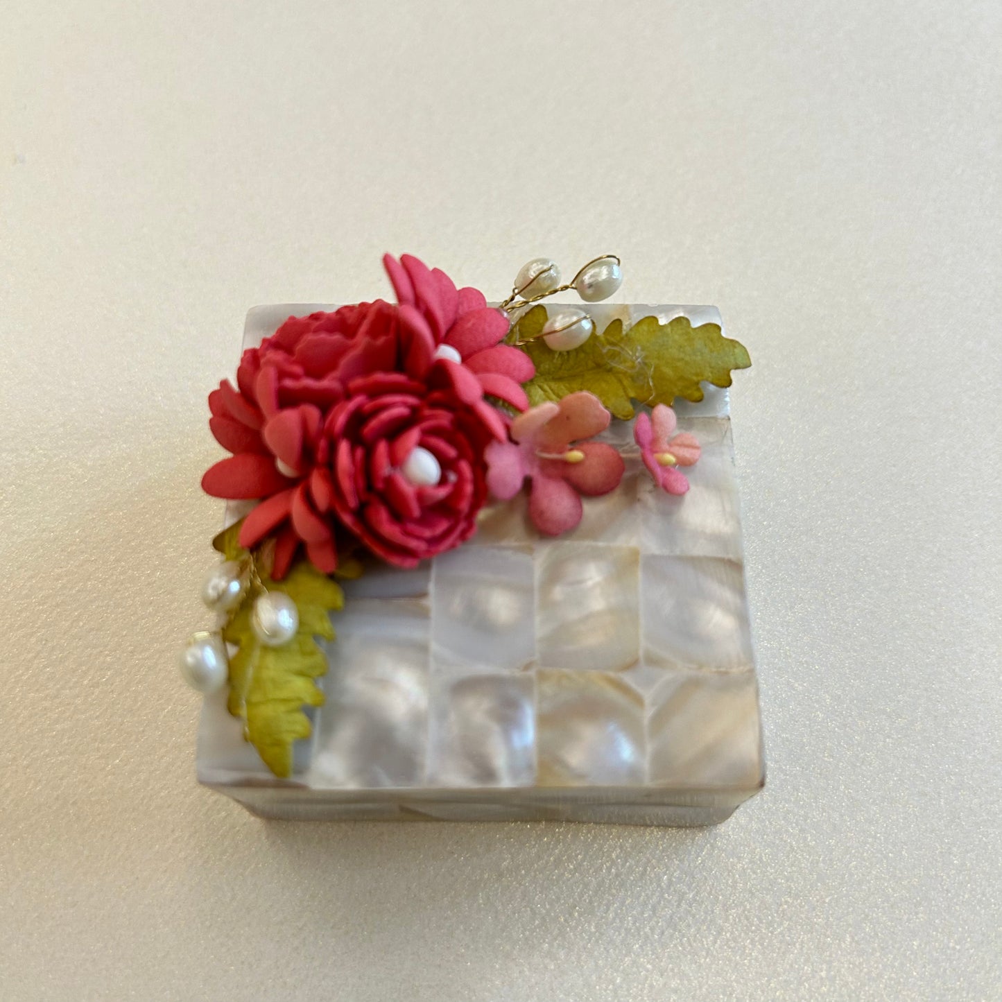 MOP Guinea Box - Floral