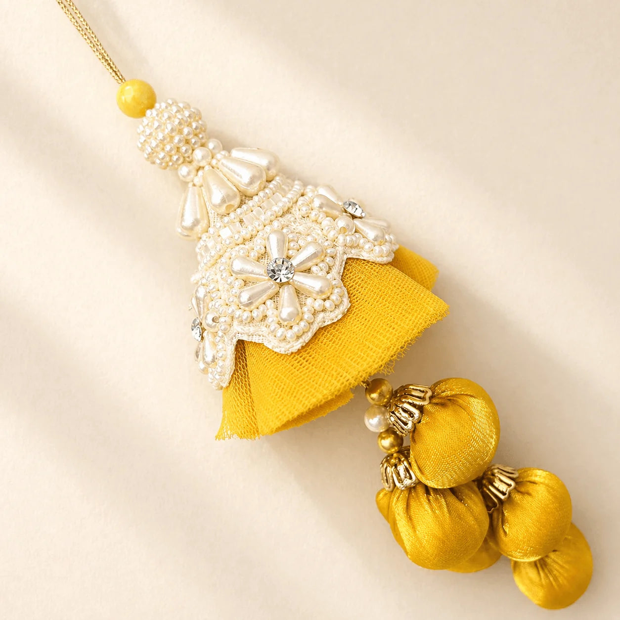 White & Yellow Lumba
