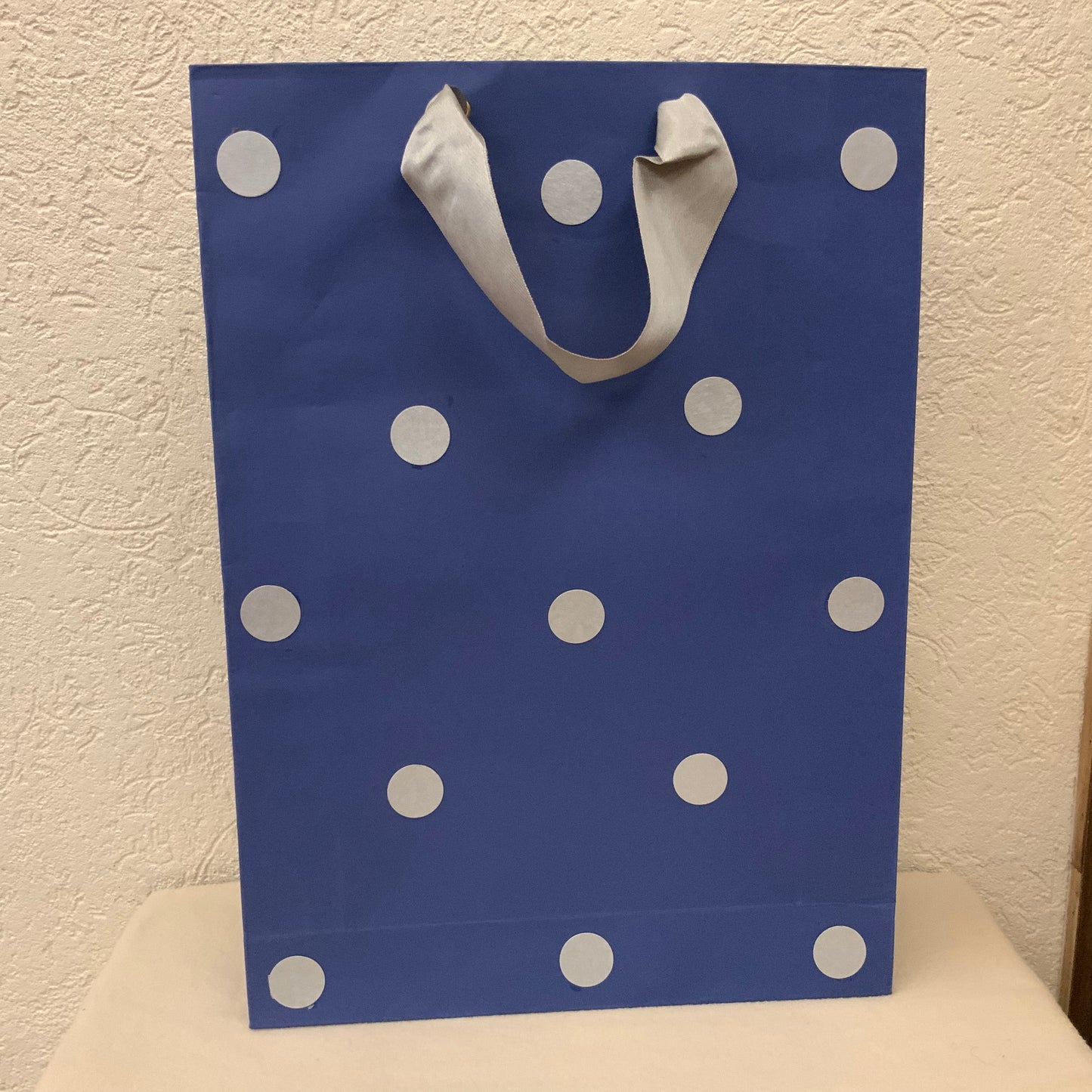 Bow & Dot - Large