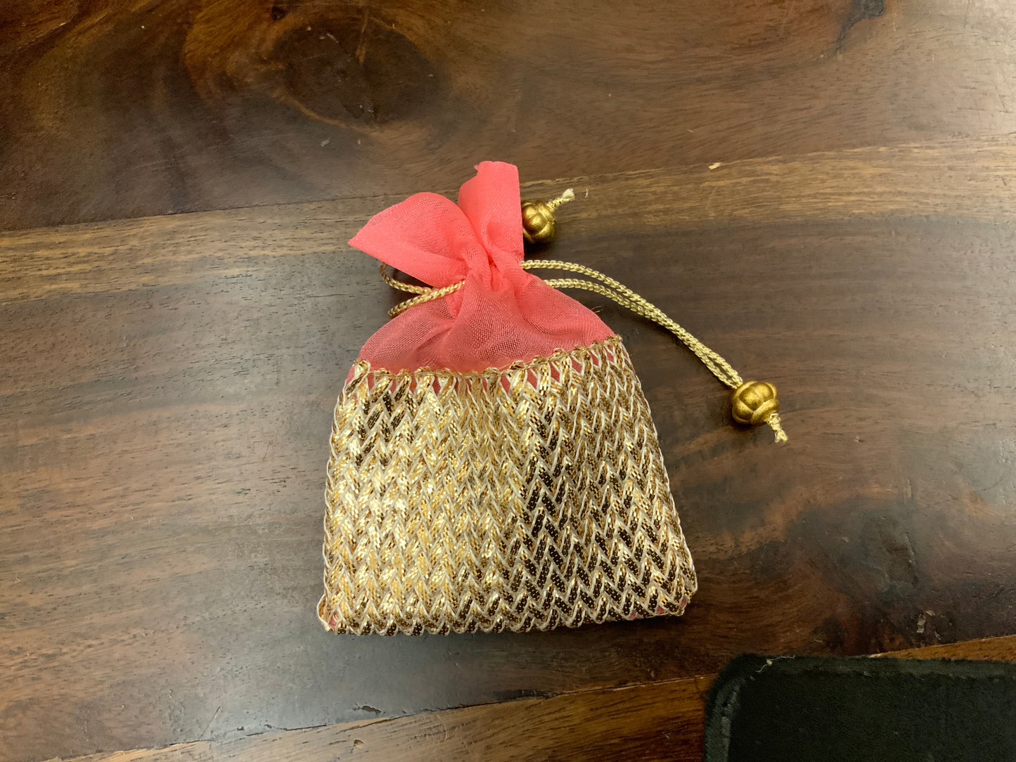 Lace Border Coin Bag