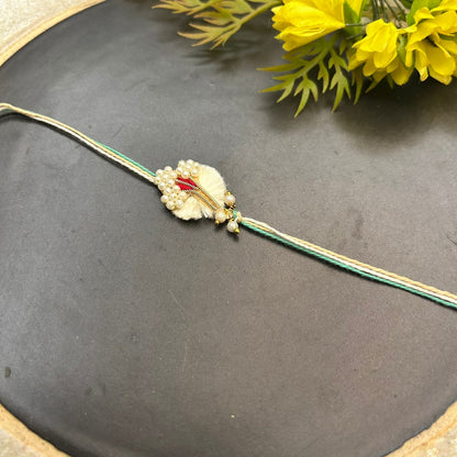 Small Delicate Chakalya