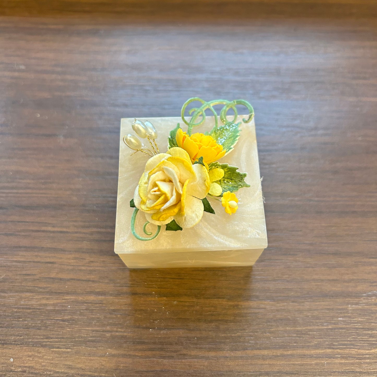 Resin Ginni Square Box