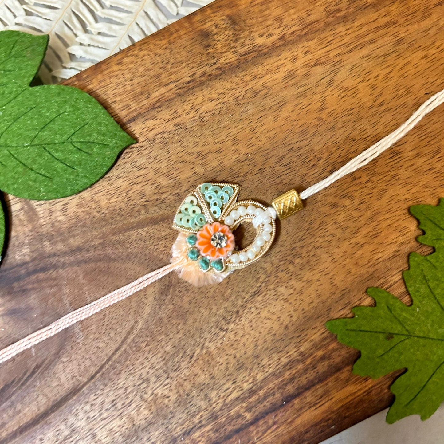 Peach Green & White Chakalya