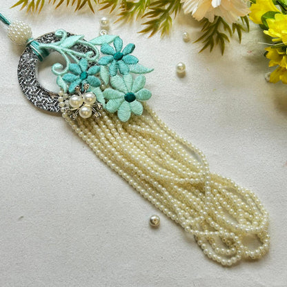 Applique Flower & Pearl Bunch