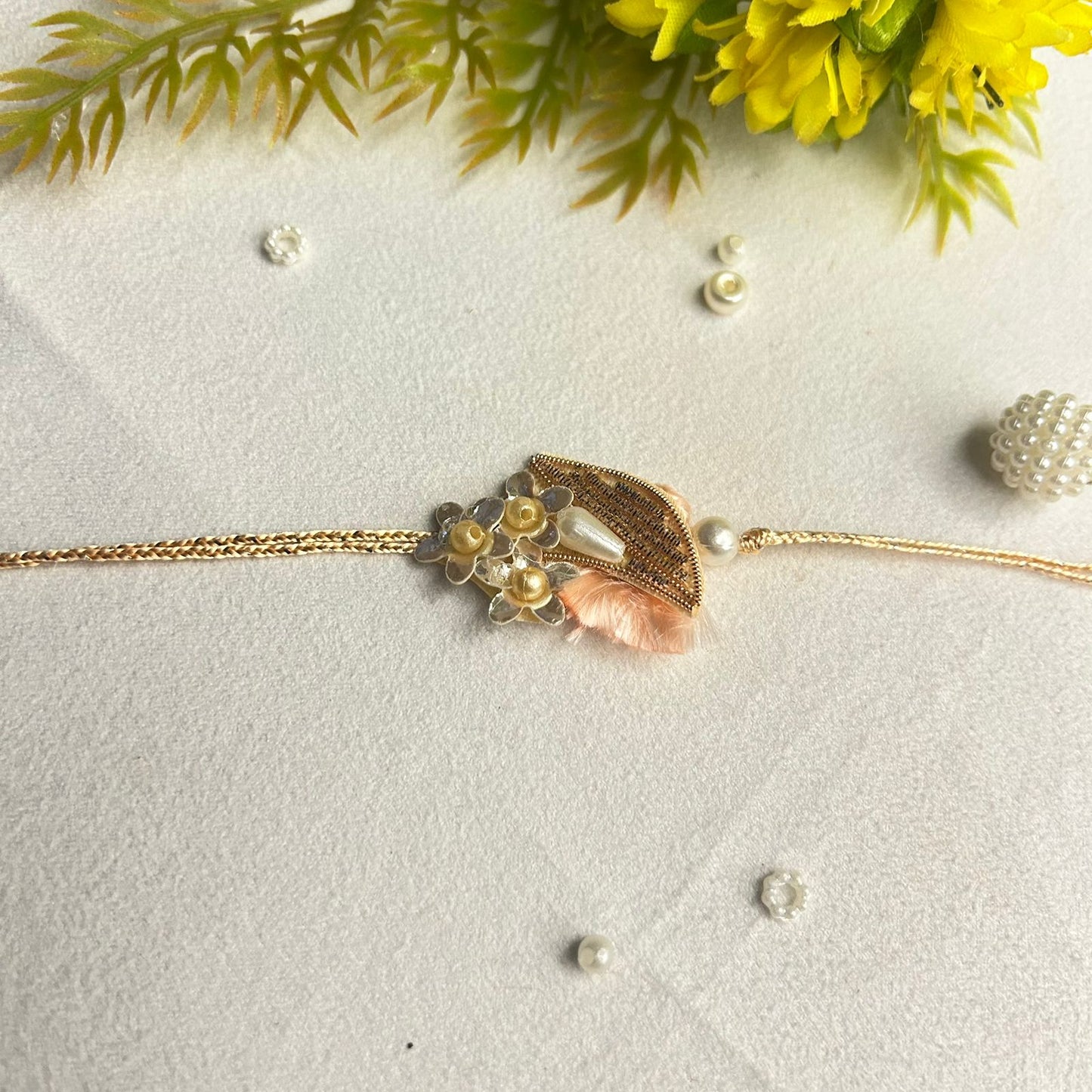 3 Flowers & Golden Leaf Chakalya