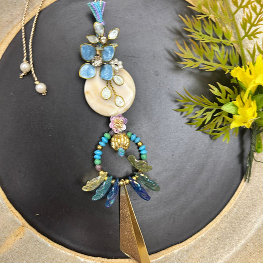 Bead & Resin Long Lumba