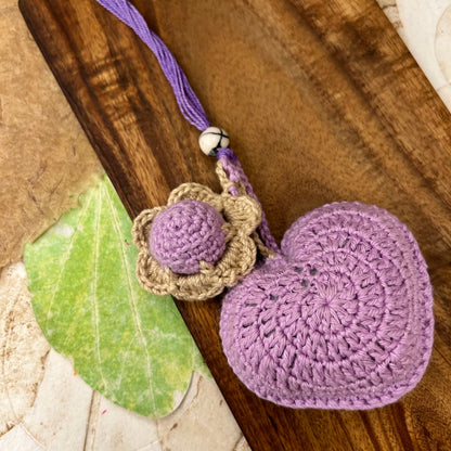 Crochet Heart with flower lumba