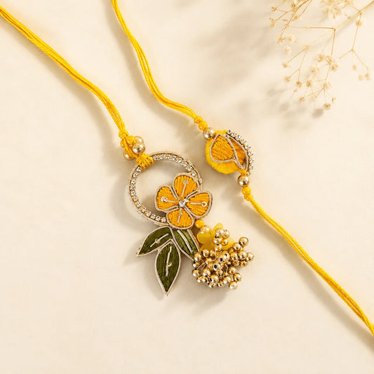 Small Yellow Flower Set